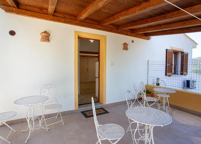 Casa de hóspedes La Casa In Collina - Con Vista Mare Lu Lioni