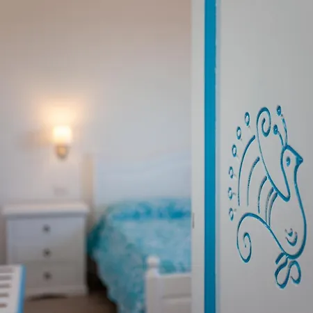 La Casa In Collina - Con Vista Mare ゲストハウス Lu Lioni