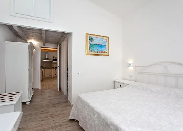 La Casa In Collina - Con Vista Mare 招待所 Lu Lioni
